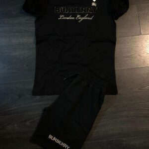 Burberry T-Shirt and joggers set